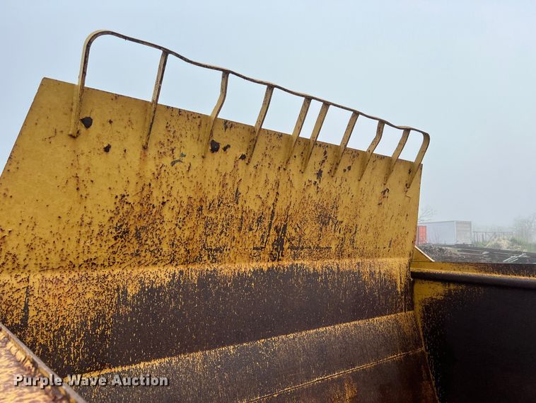 image for item DS2925 1985 Caterpillar 621B conventional scraper 