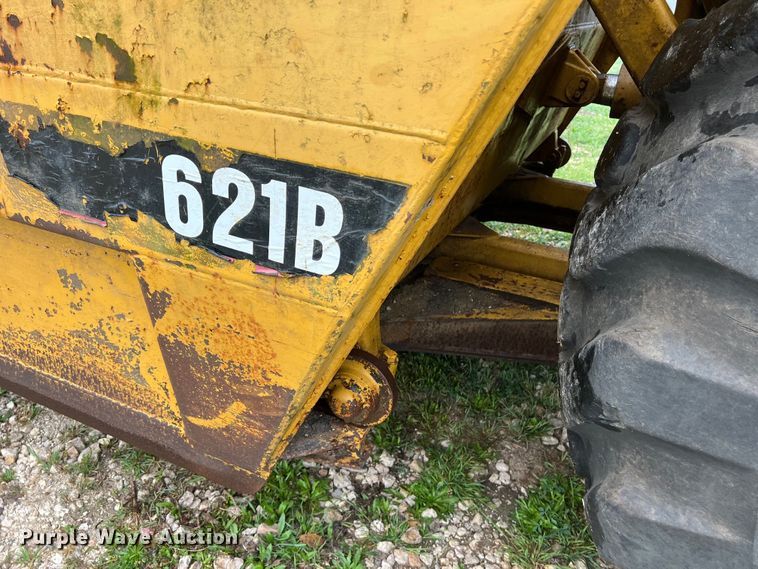 image for item DS2925 1985 Caterpillar 621B conventional scraper 