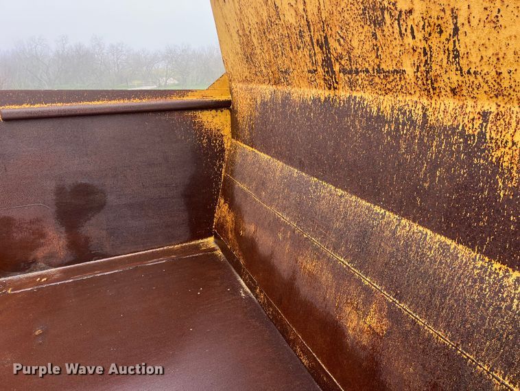 image for item DS2925 1985 Caterpillar 621B conventional scraper 