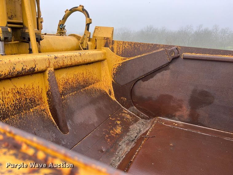 image for item DS2925 1985 Caterpillar 621B conventional scraper 