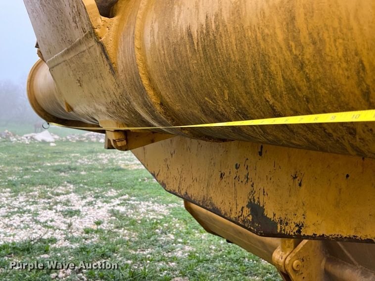 image for item DS2925 1985 Caterpillar 621B conventional scraper 