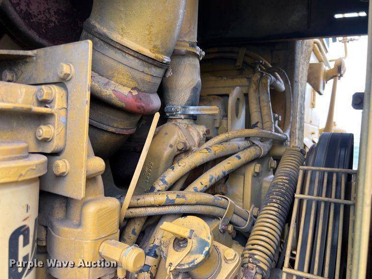 image for item DS2925 1985 Caterpillar 621B conventional scraper 