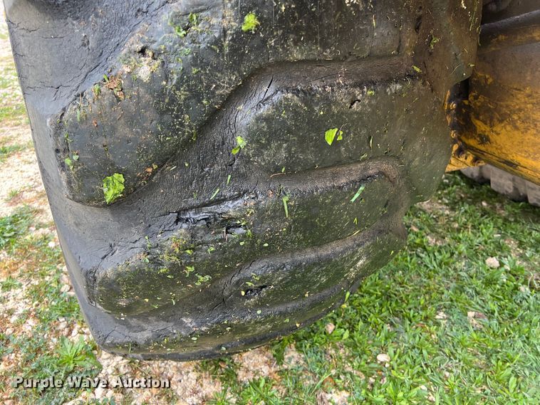 image for item DS2925 1985 Caterpillar 621B conventional scraper 