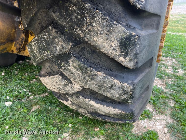 image for item DS2925 1985 Caterpillar 621B conventional scraper 