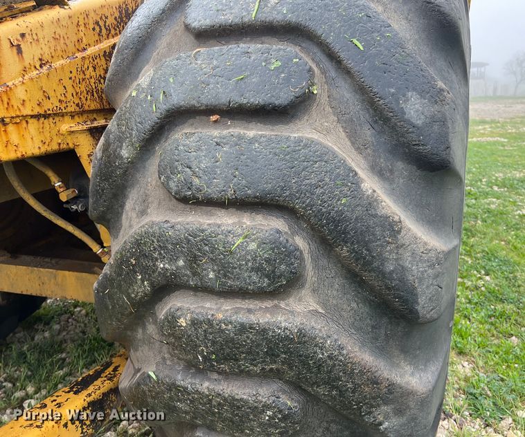 image for item DS2925 1985 Caterpillar 621B conventional scraper 