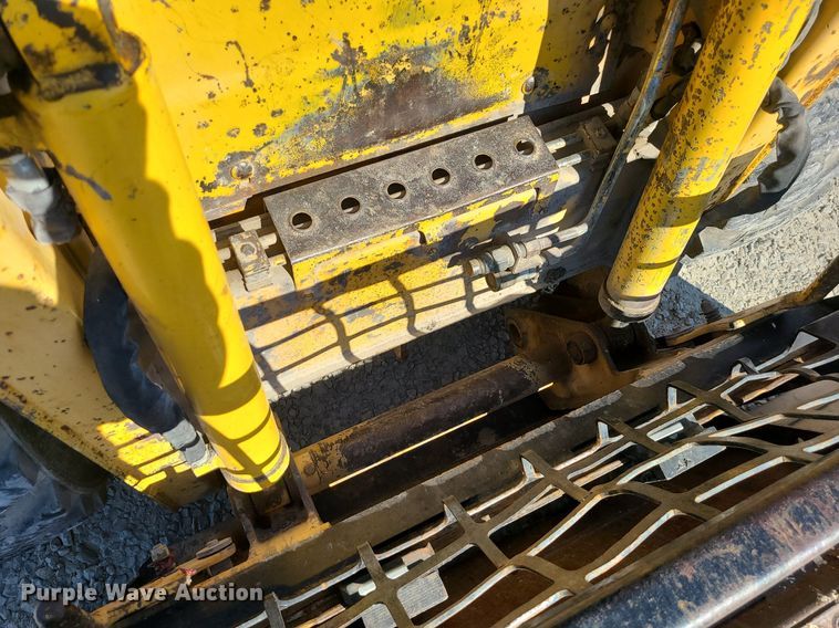 image for item DS7332 Gehl 6635SXT skid steer loader