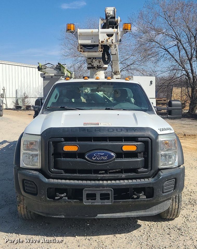 image for item DS7345 2016 Ford F450 Super Duty XL bucket truck