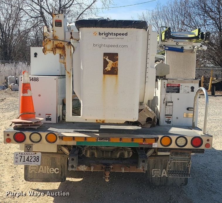 image for item DS7345 2016 Ford F450 Super Duty XL bucket truck