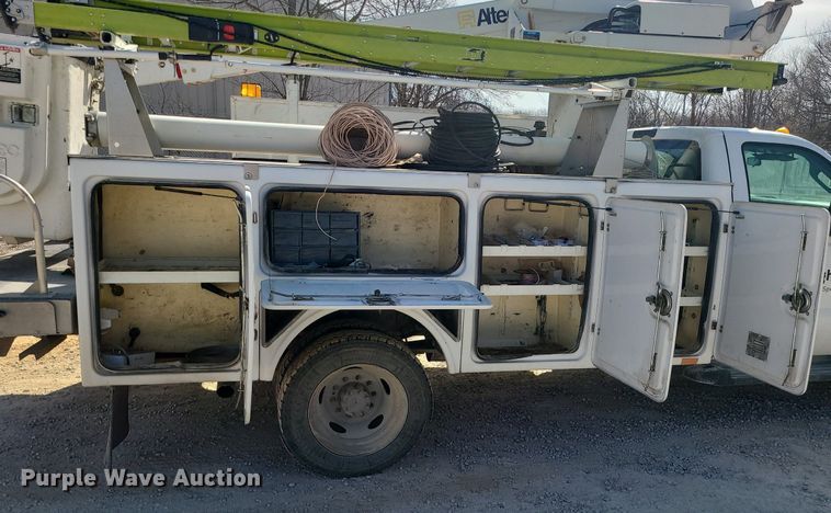 image for item DS7345 2016 Ford F450 Super Duty XL bucket truck