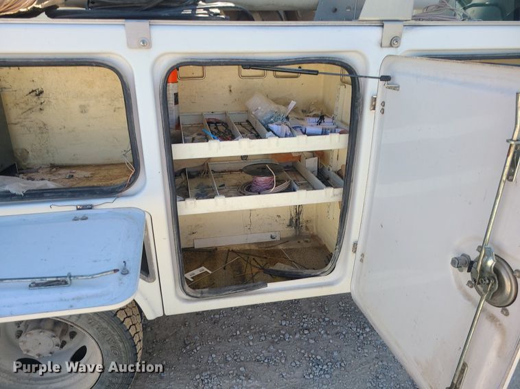 image for item DS7345 2016 Ford F450 Super Duty XL bucket truck