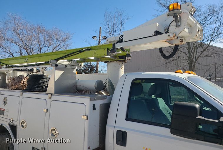 image for item DS7345 2016 Ford F450 Super Duty XL bucket truck