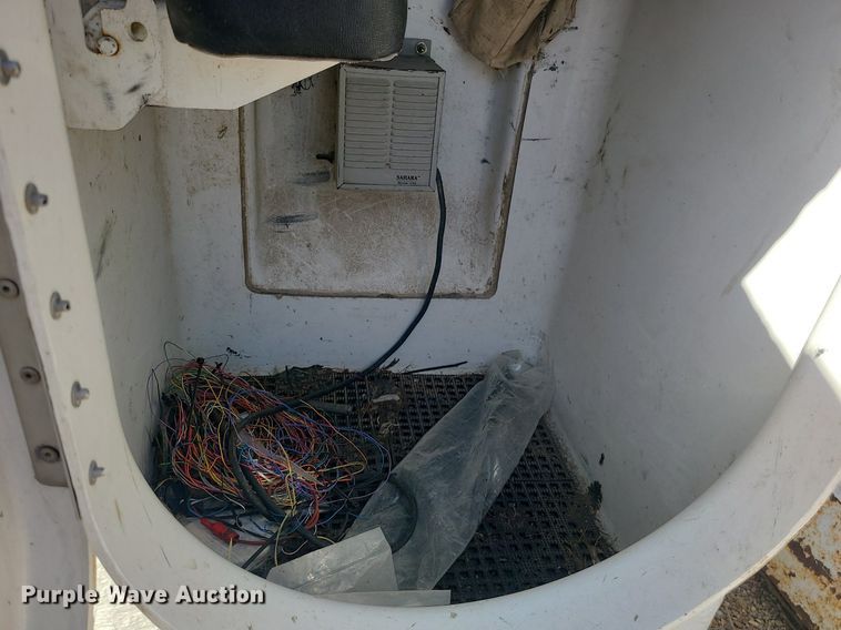 image for item DS7345 2016 Ford F450 Super Duty XL bucket truck