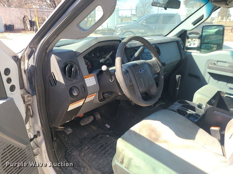 image for item DS7345 2016 Ford F450 Super Duty XL bucket truck