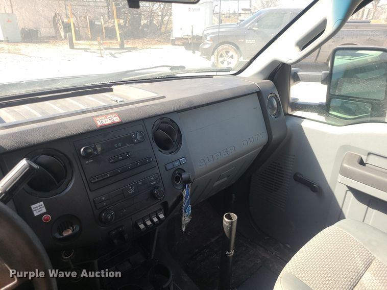 image for item DS7345 2016 Ford F450 Super Duty XL bucket truck