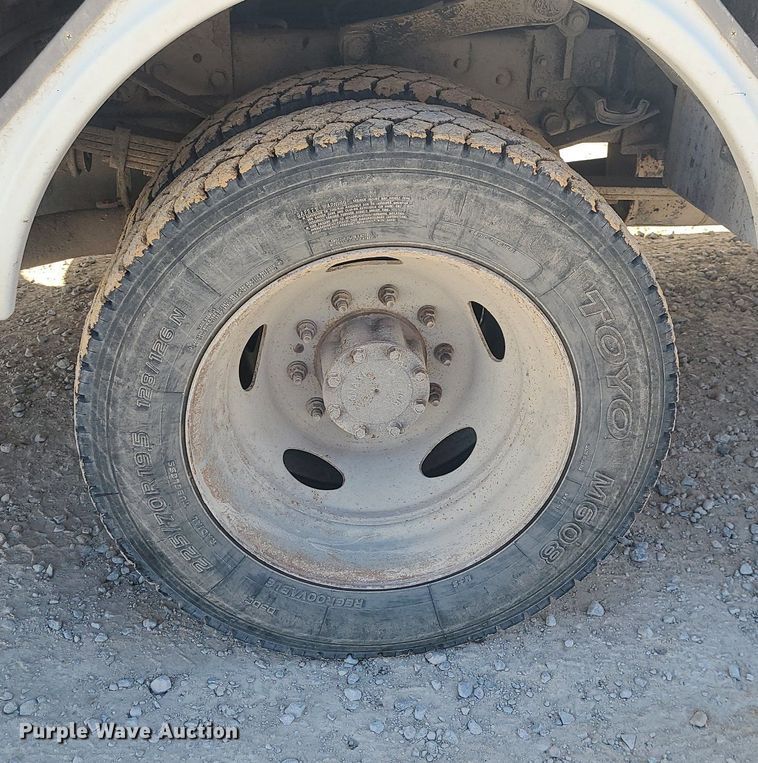 image for item DS7345 2016 Ford F450 Super Duty XL bucket truck