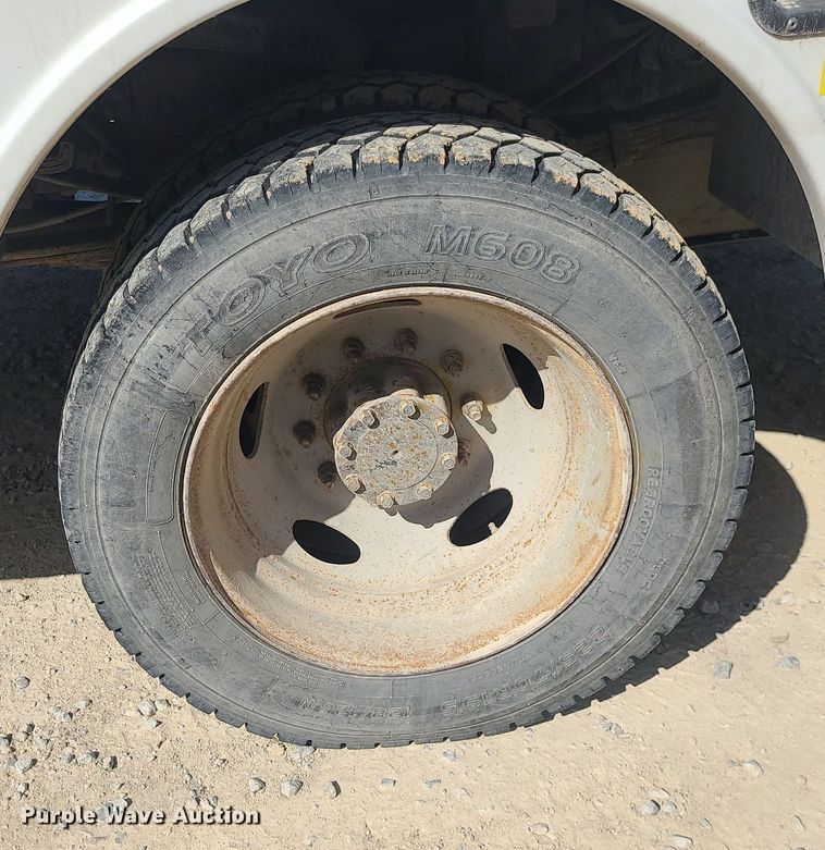 image for item DS7345 2016 Ford F450 Super Duty XL bucket truck