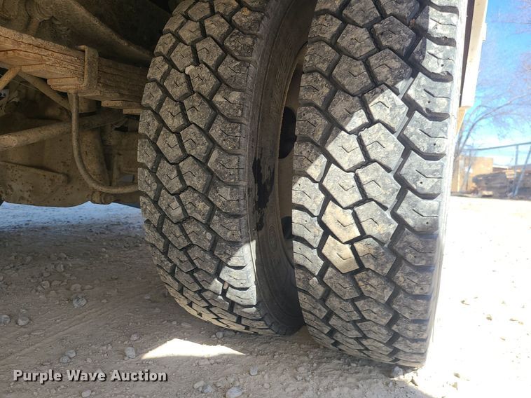 image for item DS7345 2016 Ford F450 Super Duty XL bucket truck