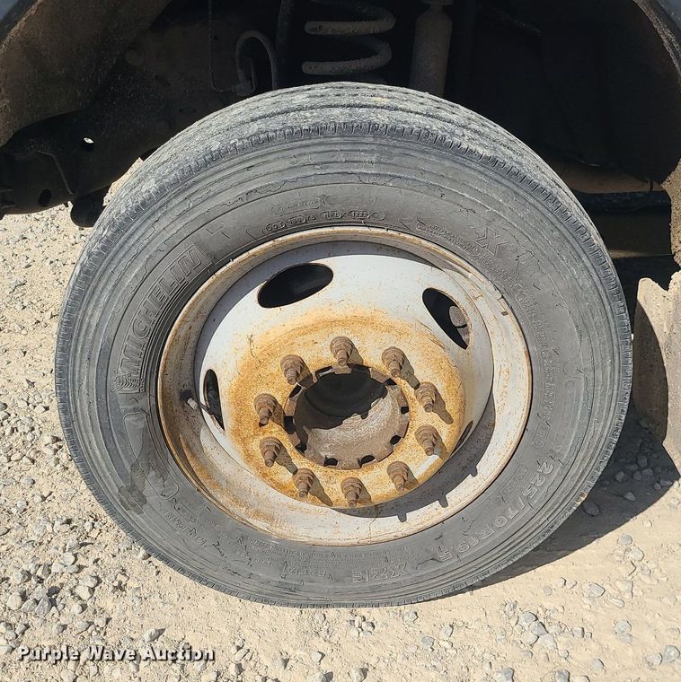 image for item DS7345 2016 Ford F450 Super Duty XL bucket truck