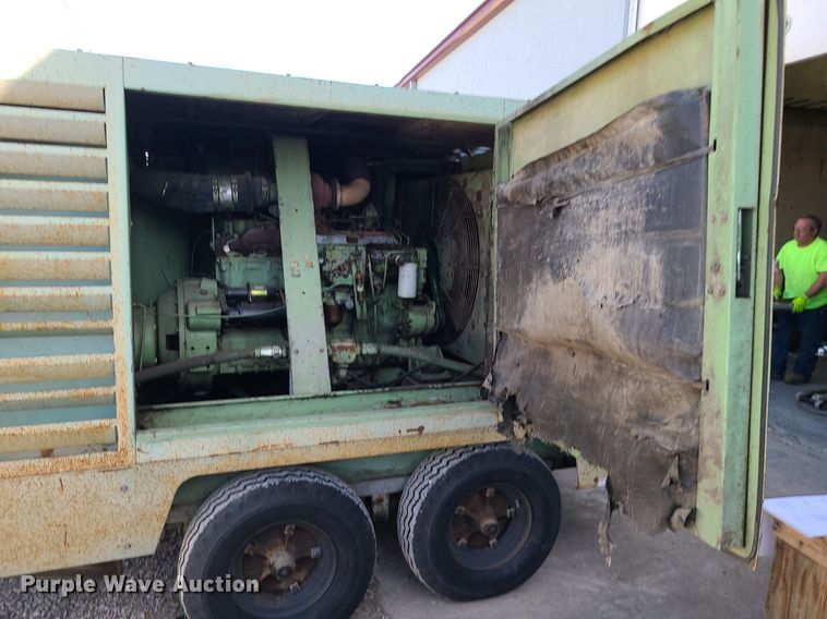 image for item DS7354 Sullair 750DTQCAT air compressor