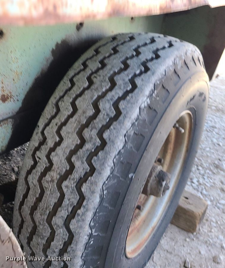 image for item DS7354 Sullair 750DTQCAT air compressor