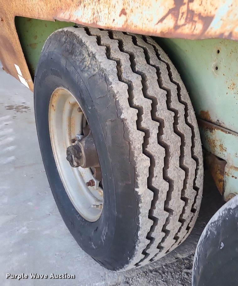 image for item DS7354 Sullair 750DTQCAT air compressor