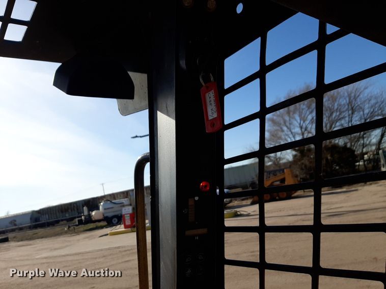 image for item DV9839 2006 Case 450 skid steer loader