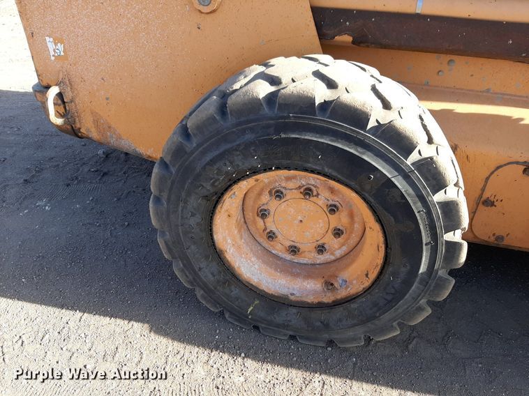 image for item DV9839 2006 Case 450 skid steer loader