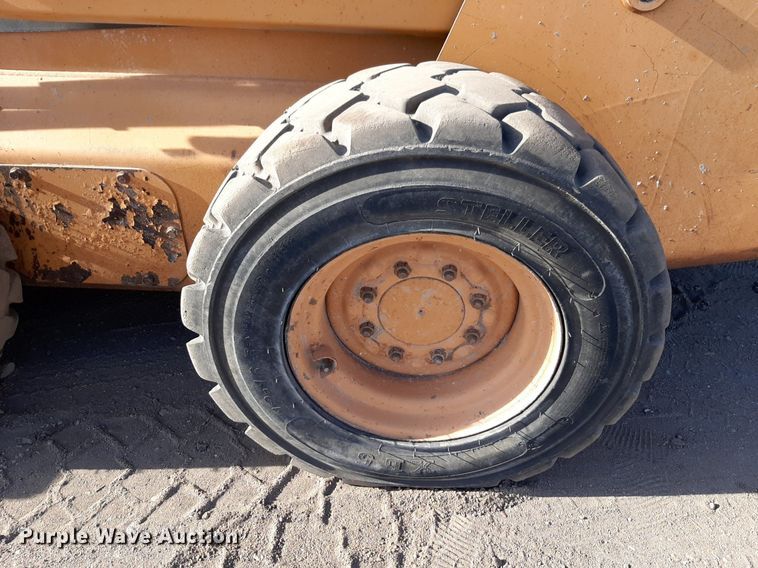 image for item DV9839 2006 Case 450 skid steer loader