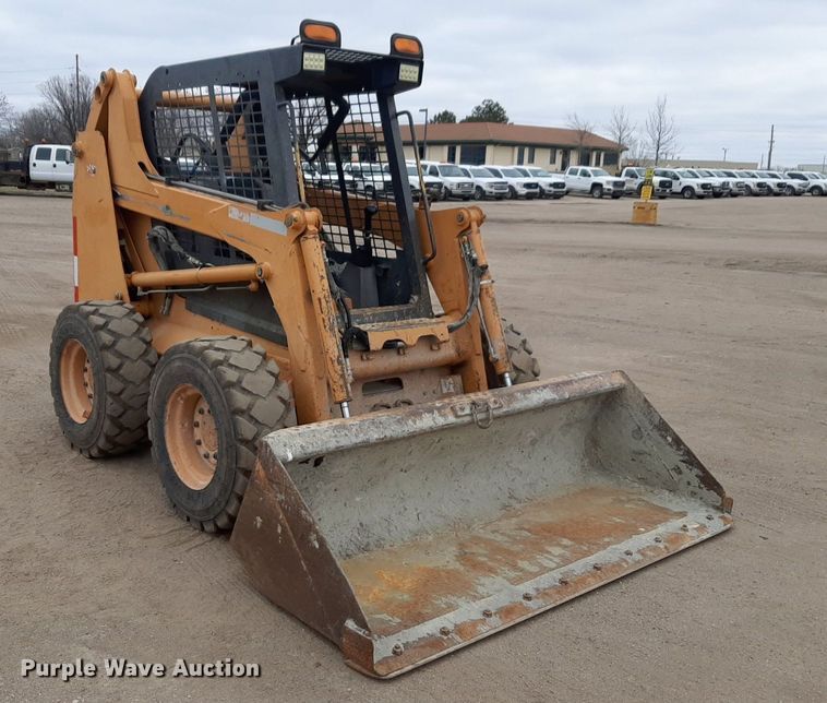 image for item DV9842 2002 Case 75XT skid steer loader