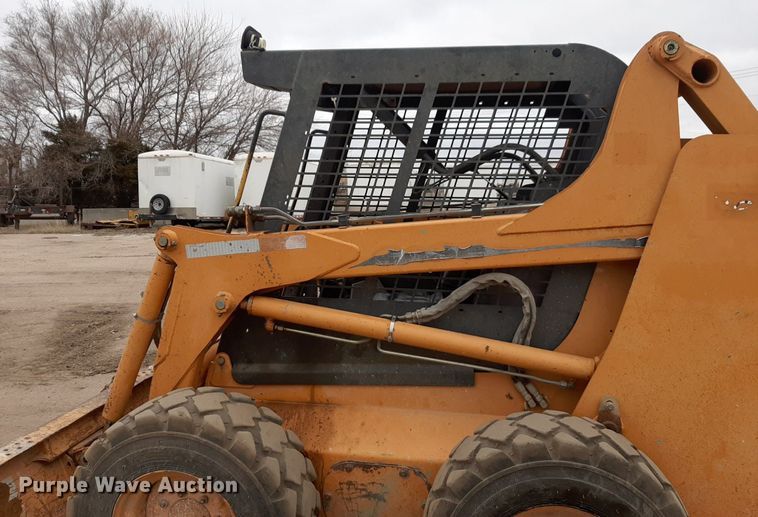 image for item DV9842 2002 Case 75XT skid steer loader