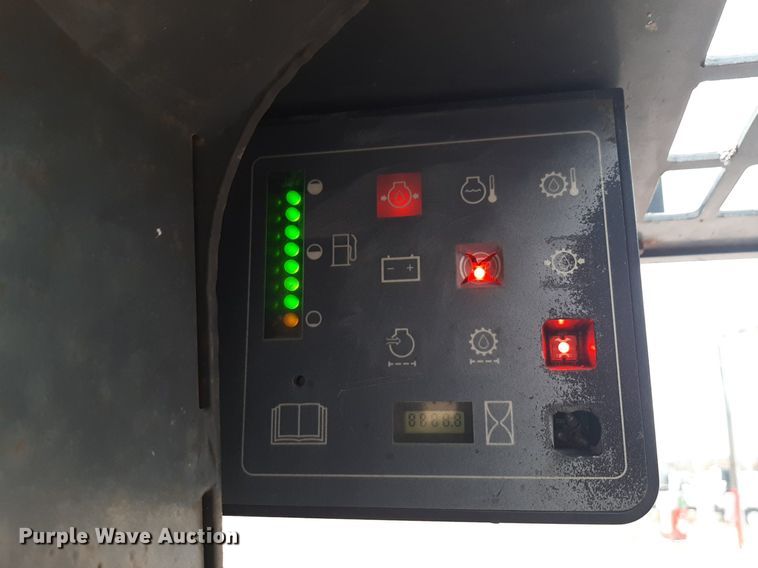 image for item DV9842 2002 Case 75XT skid steer loader