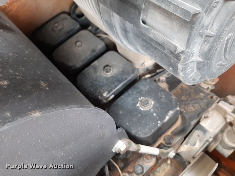 image for item DV9842 2002 Case 75XT skid steer loader