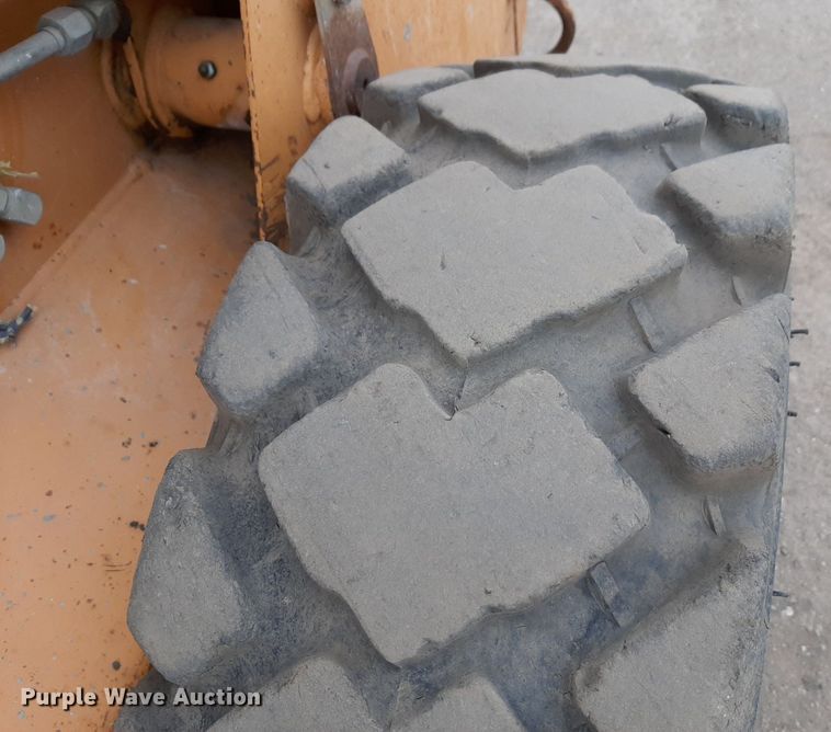 image for item DV9842 2002 Case 75XT skid steer loader