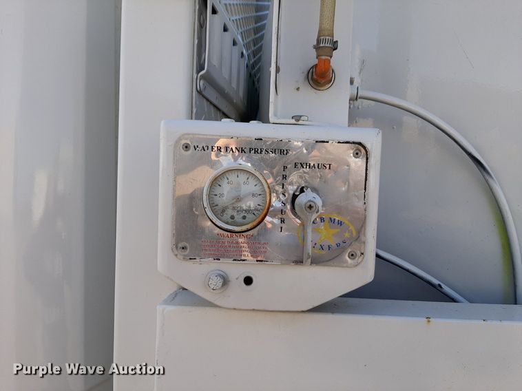 image for item DV9845 1996 Freightliner FL112 flatbed truck