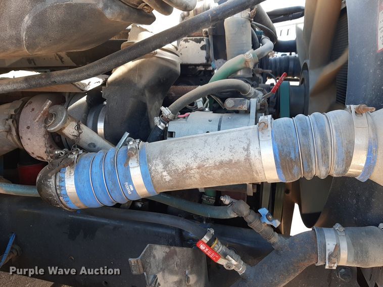 image for item DV9845 1996 Freightliner FL112 flatbed truck