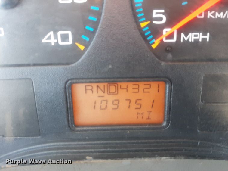 image for item DV9846 2008 International 4300 digger derrick truck