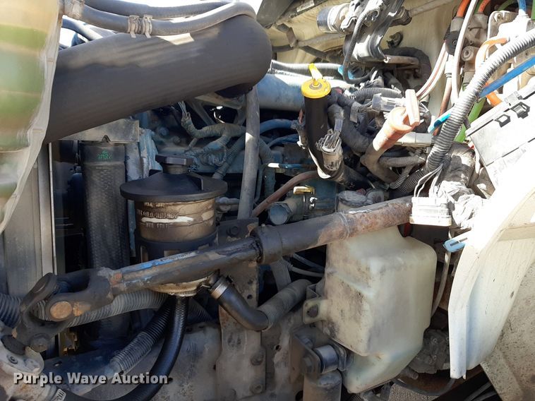 image for item DV9846 2008 International 4300 digger derrick truck