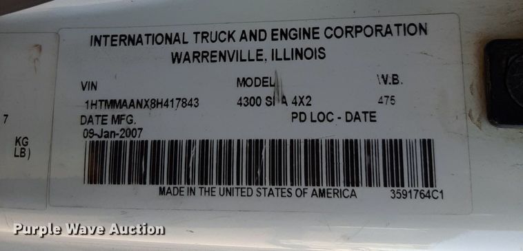 image for item DV9846 2008 International 4300 digger derrick truck