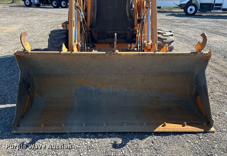 image for item EG1236 2010 Case 570MXT industrial tractor