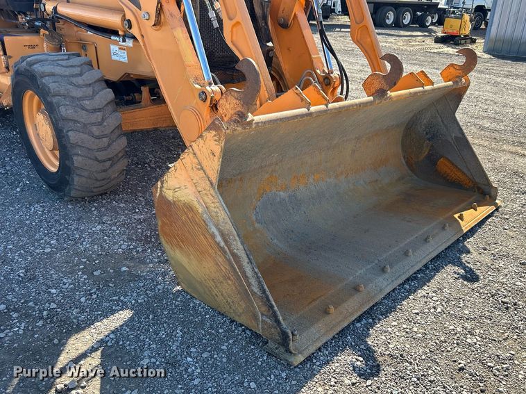 image for item EG1236 2010 Case 570MXT industrial tractor