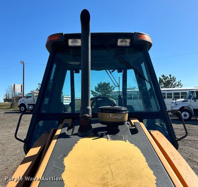 image for item EG1236 2010 Case 570MXT industrial tractor