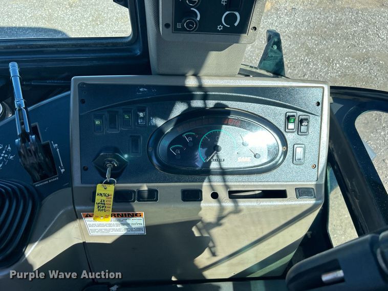 image for item EG1236 2010 Case 570MXT industrial tractor