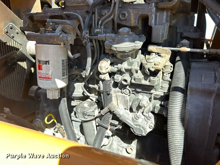 image for item EG1236 2010 Case 570MXT industrial tractor