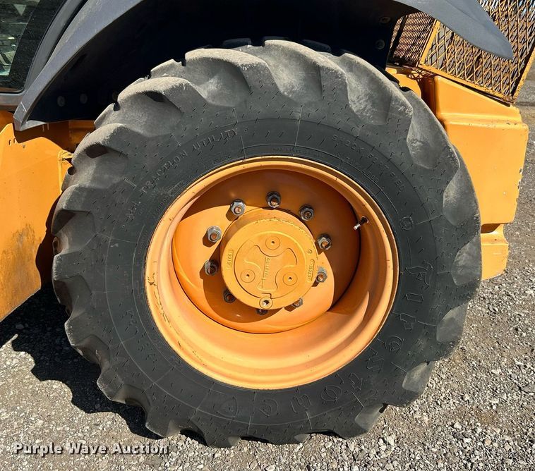 image for item EG1236 2010 Case 570MXT industrial tractor