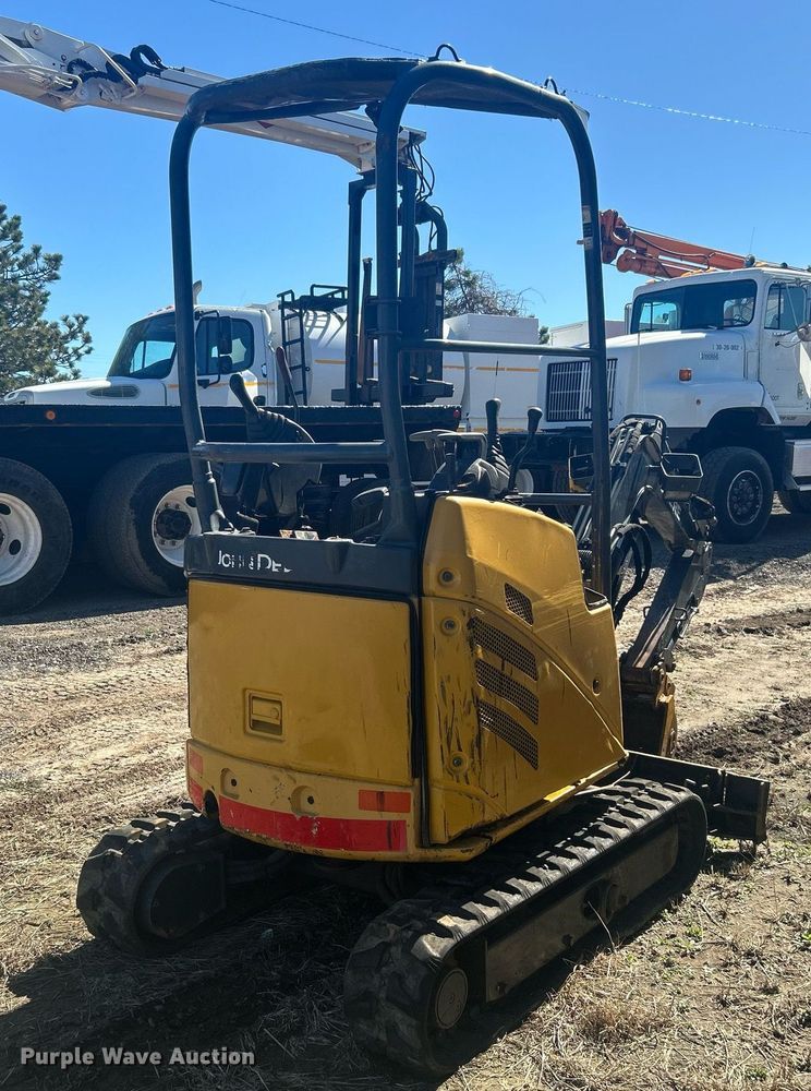 image for item EG1240 John Deere mini excavator