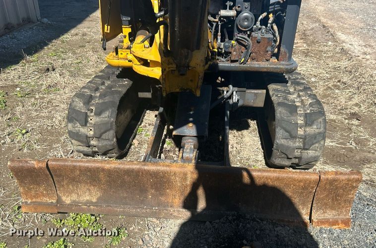 image for item EG1240 John Deere mini excavator