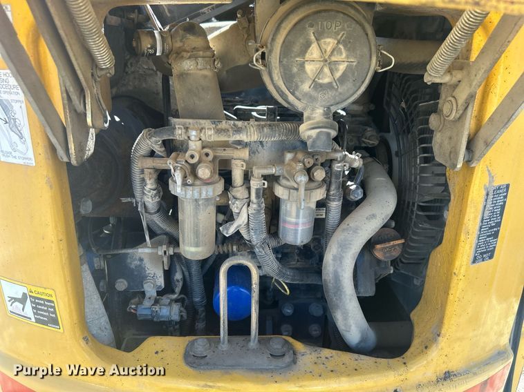 image for item EG1240 John Deere mini excavator