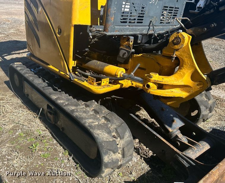 image for item EG1240 John Deere mini excavator