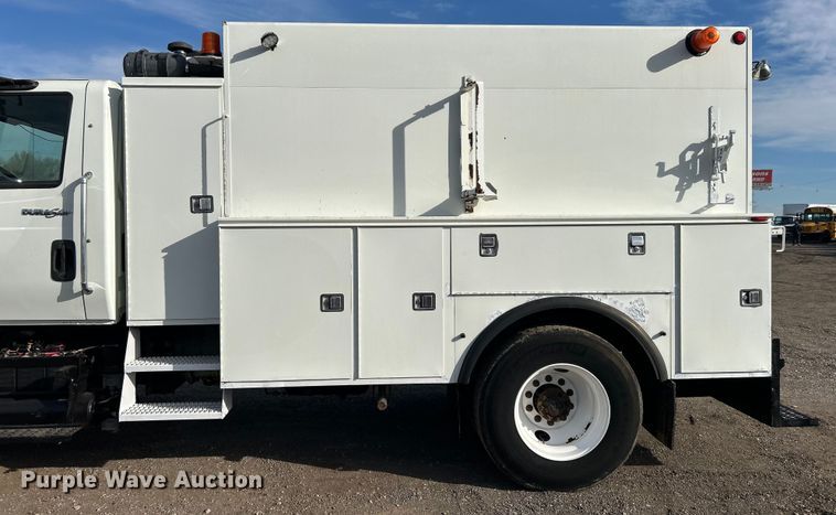 image for item EG1251 2013 International  440 SBA utility / service truck