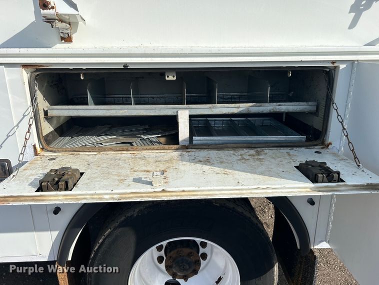 image for item EG1251 2013 International  440 SBA utility / service truck